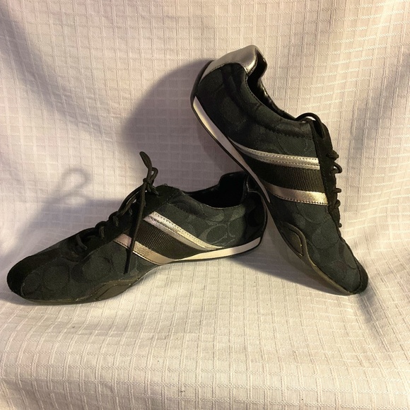 Women’s Coach Tennis Shoe size 71/2 - Picture 1 of 5